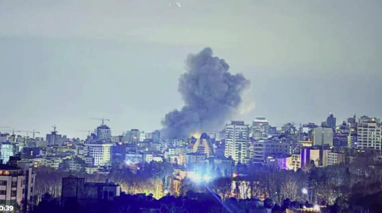إيران