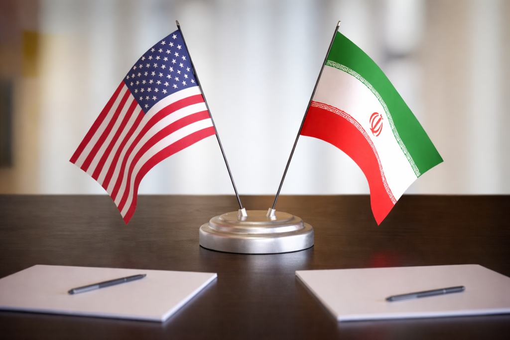 إيران