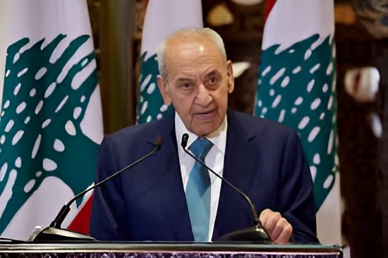 الرئيس بري يتصل بالسفير الباكستاني طالباً “نقل الوقائع بعدم التزام إسرائيل بالاتفاق”