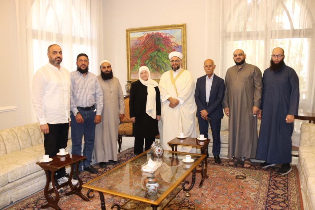 بهية الحريري تستقبل وفد “المبادرة الصيداوية لإقرار قانون العفو العام ورفع المظلومية”