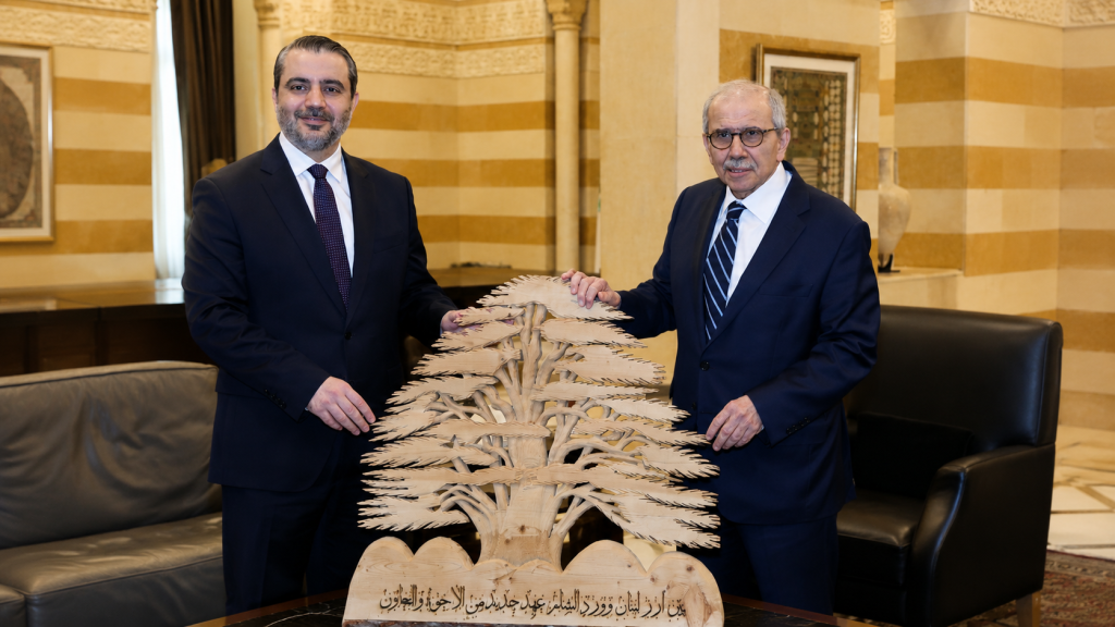 “لبنان وسوريا يطويان صفحة الماضي…ويفتحان صفحة جديدة…. توقيع اتفاق إنشاء اللجنة العليا المشتركة”