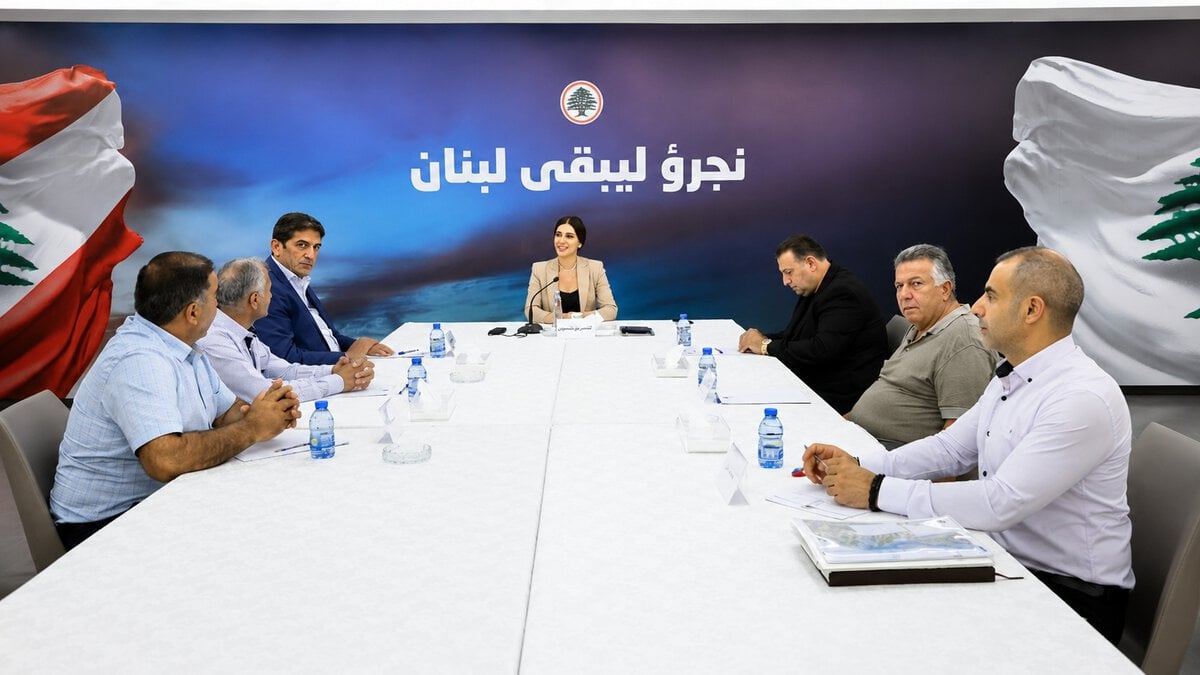 The current image has no alternative text. The file name is: setrida-geagea-meeting-annoubine-19-august-2