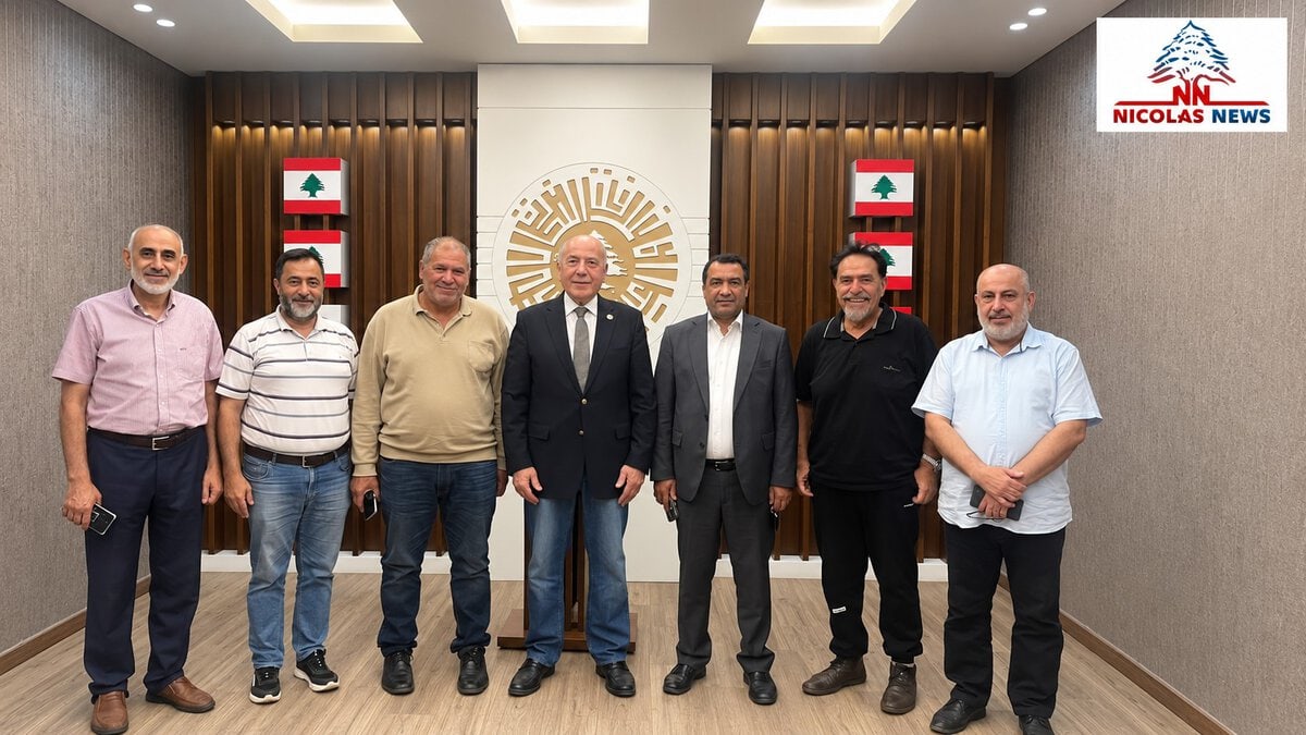 دبوسي عرض مسار تأهيل وتجهيز وتشغيل مطار القليعات مع وفد من لجان المتابعة..