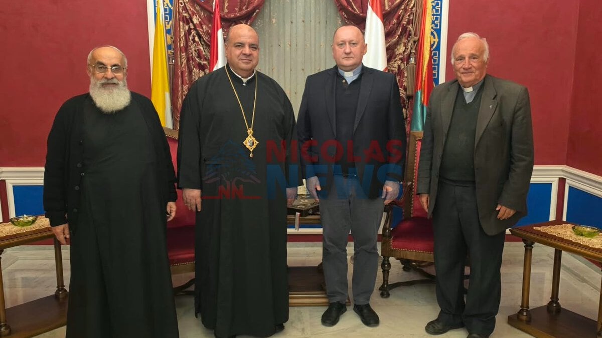 المطران إبراهيم استقبل الرئيس الاقليمي للرهبنة اليسوعية في الشرق الأدنى والمغرب العربي